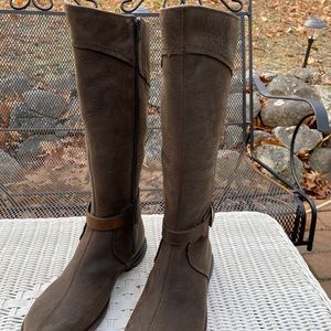 Merrell Womens leather tall boots, size 9 ,